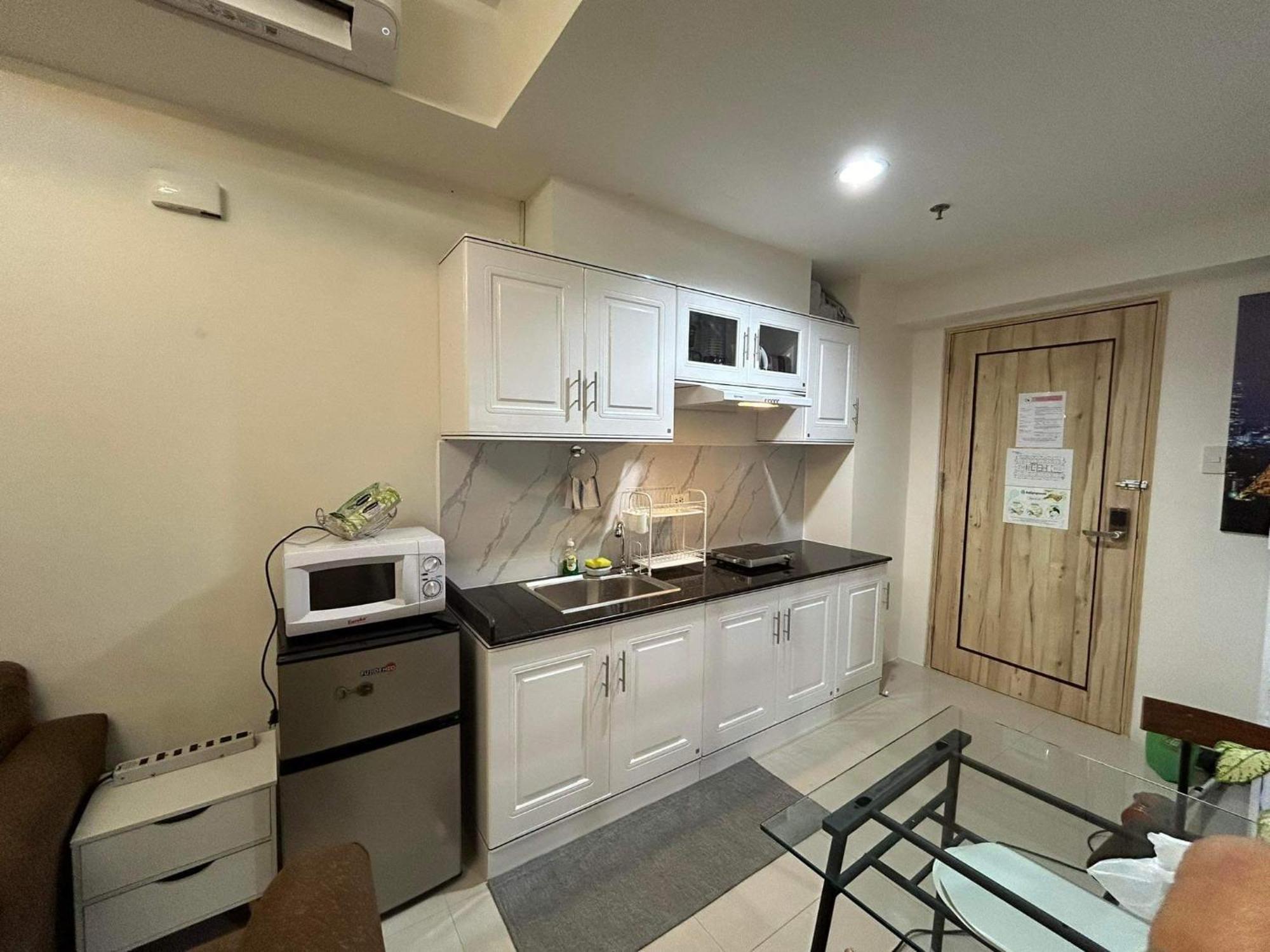 Inspiria Aparthotel Davao City Екстериор снимка